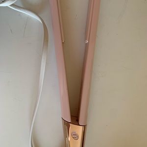 T3 Single Pass Luxe Flat Iron